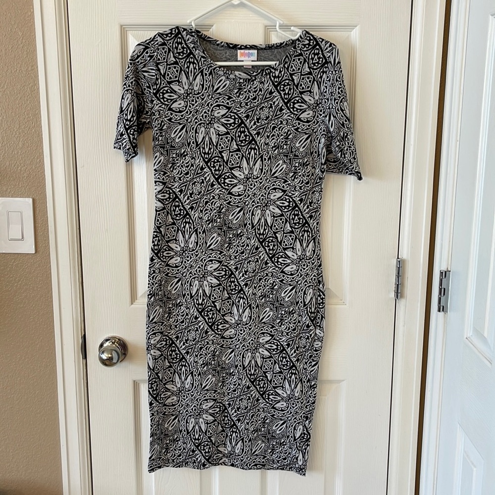 LuLaRoe Julia Dress